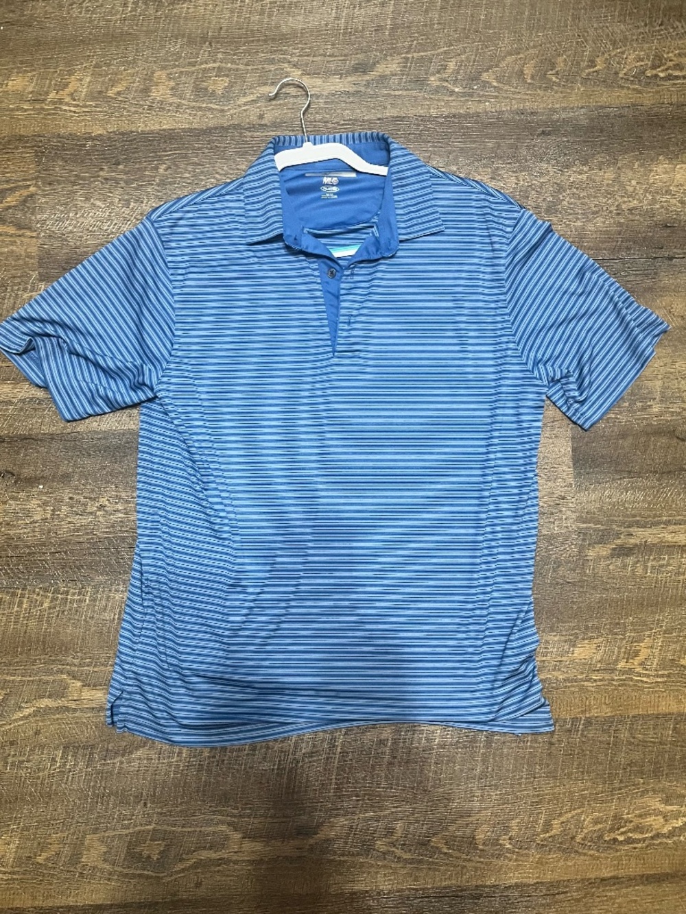 Medium mens golf shirt Greg Norman ML75